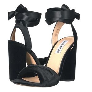 Steve Madden Clary Black Velvet Sandals